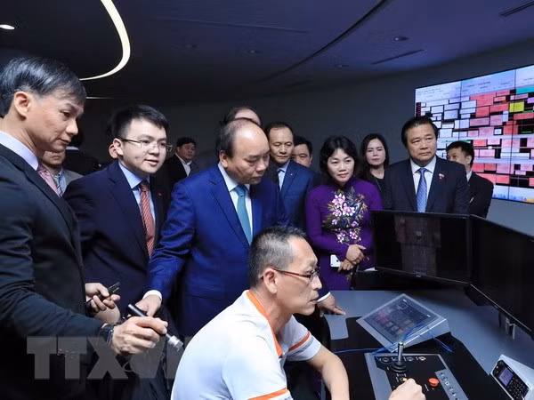 Premier vietnamita continúa actividades en Singapur ảnh 1 Premier vietnamita continúa actividades en Singapur ảnh 1