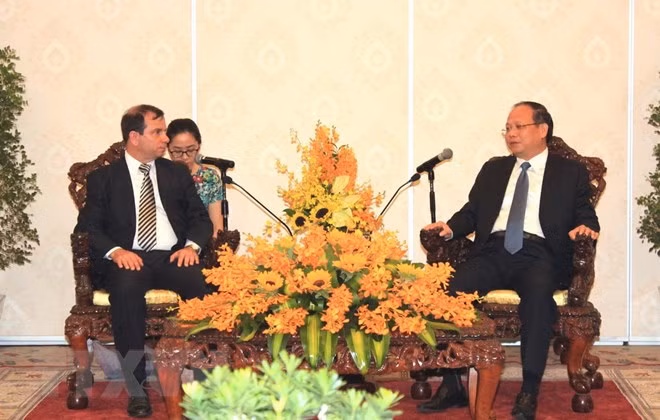 Ciudad Ho Chi Minh comprometida a fortalecer amistad con Cuba ảnh 1