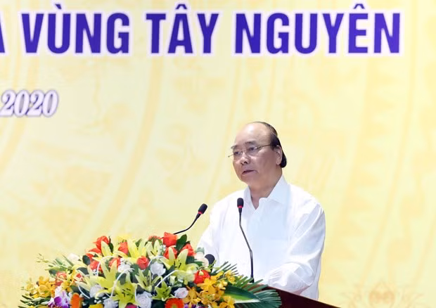 Premier de Vietnam exige impulsar desembolso de capital público en el Centro y la Altiplanicie Occidental ảnh 1