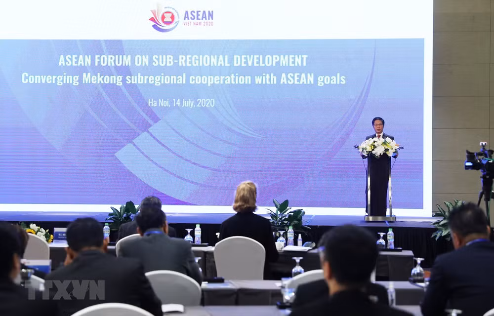 Efectúan el Foro de la ASEAN sobre desarrollo subregional ảnh 1 Efectúan el Foro de la ASEAN sobre desarrollo subregional ảnh 1