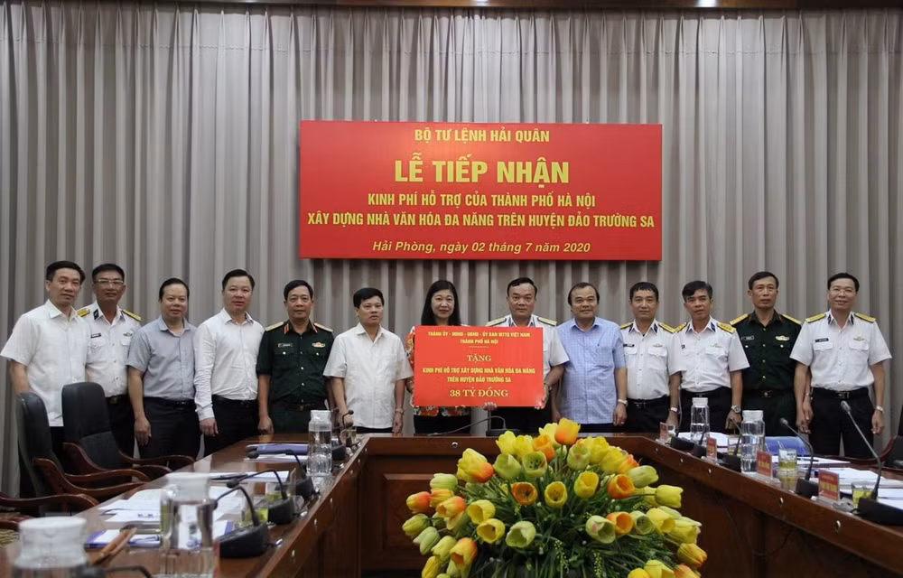 Hanoi respalda construcción de casa cultural multifuncional en Truong Sa ảnh 1 Hanoi respalda construcción de casa cultural multifuncional en Truong Sa ảnh 1