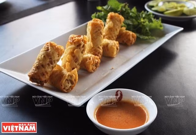 Festival gastronómico presenta platos típicos de Vietnam a amigos internacionales ảnh 1