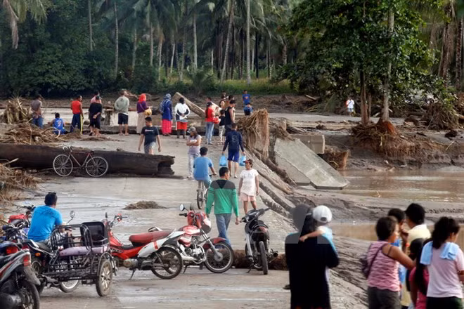 Número de muertos por tifón Tembin continúa aumentando en Filipinas ảnh 1