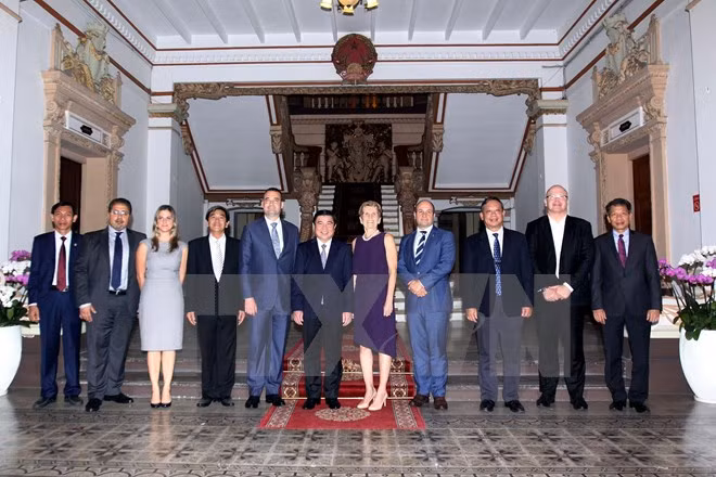 Ciudad Ho Chi Minh busca impulsar cooperación en educación con Ontario ảnh 1