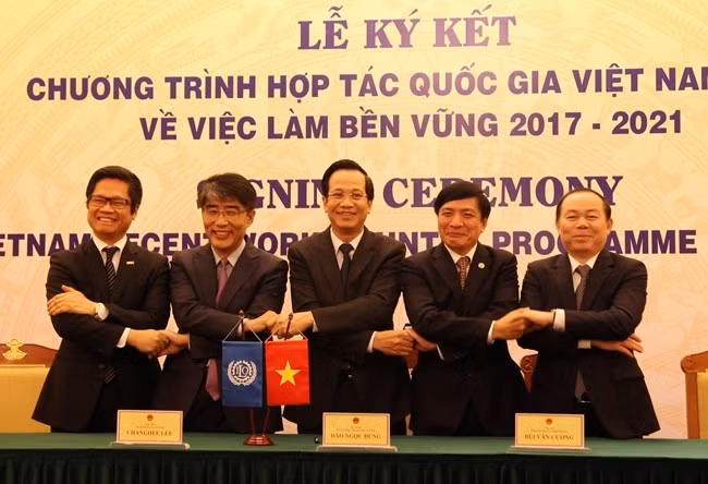 Vietnam y la OIT firman acuerdo de cooperación sobre empleo sostenible ảnh 1