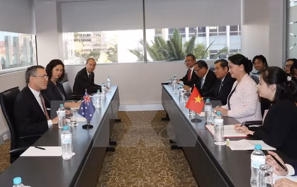 Presidenta del Parlamento vietnamita invita a inversión australiana en minería y construcción naval ảnh 1