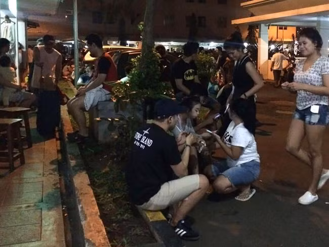 Terremoto de 6,5 en Indonesia dejó un muerto ảnh 1