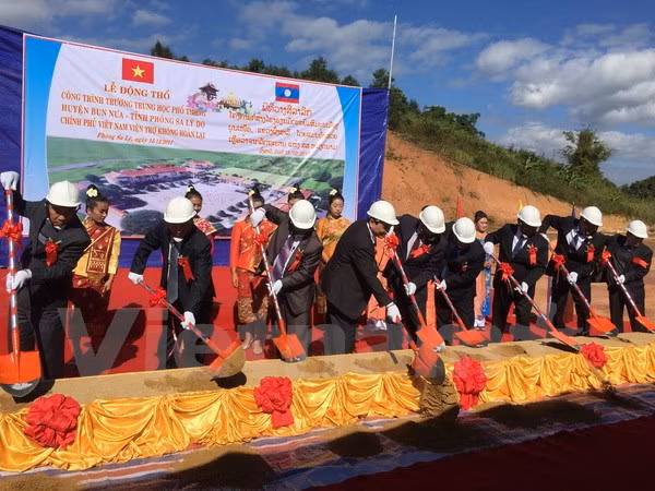 Inician en Laos construcción de escuela financiada por Vietnam ảnh 1 Inician en Laos construcción de escuela financiada por Vietnam ảnh 1