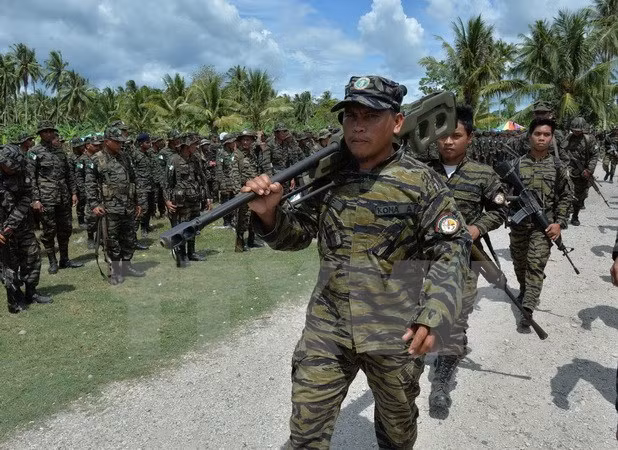 Filipinas: 25 muertos en enfrentamientos entre FMLN y extremistas ảnh 1 Filipinas: 25 muertos en enfrentamientos entre FMLN y extremistas ảnh 1