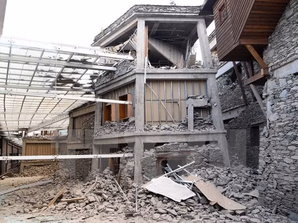 Vietnam extiende condolencias a China por terremoto en provincia de Sichuan ảnh 1