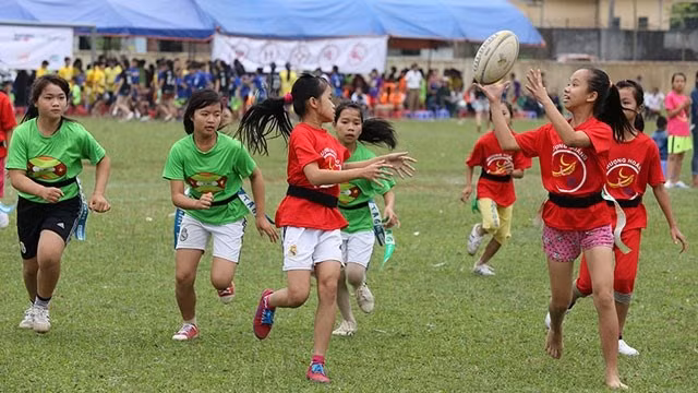 Rugby contribuye a promover la igualdad de género en Vietnam ảnh 1