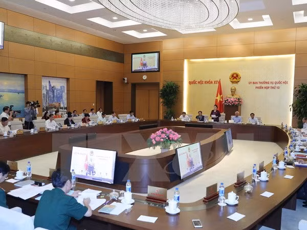 Comité Permanente del Parlamento de Vietnam analiza ley de defensa ảnh 1