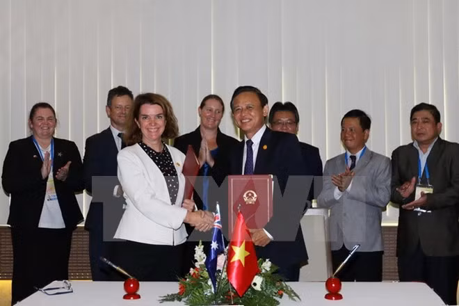Vietnam y Australia suscriben memorando contra pesca ilegal ảnh 1