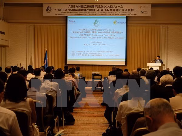 Celebran en Japón seminario sobre trayectoria de desarrollo de la ASEAN ảnh 1