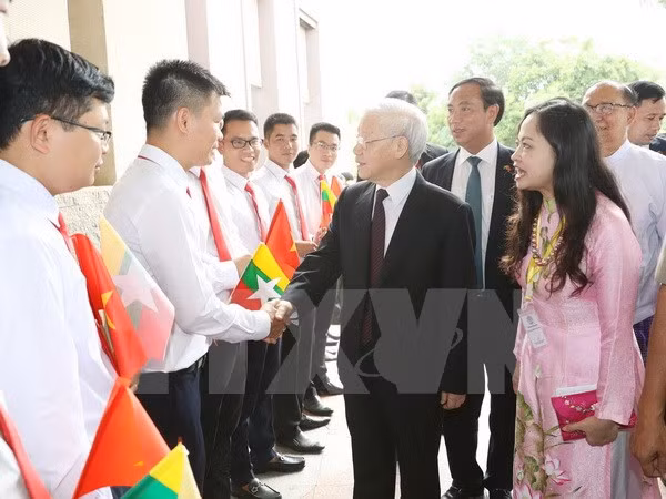 Máximo dirigente partidista de Vietnam inicia visita de Estado a Myanmar ảnh 1 Máximo dirigente partidista de Vietnam inicia visita de Estado a Myanmar ảnh 1