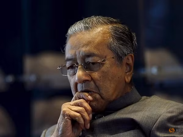 Malasia investiga pérdidas de divisas bajo mandato de expremier Mahathir Mohamad ảnh 1