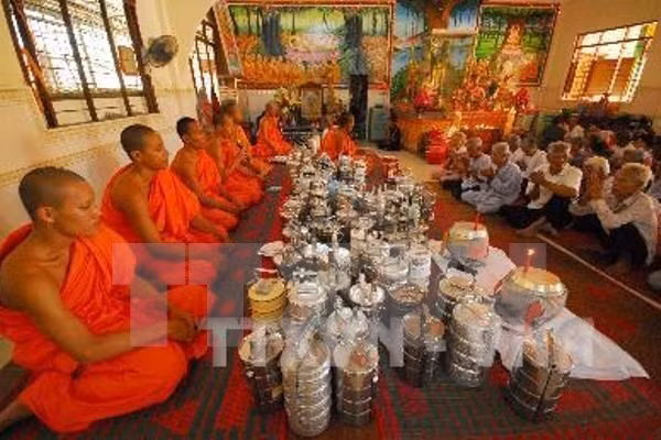 Felicitan a comunidad Khmer en ocasión de festival Chol Chnam Thmay ảnh 1