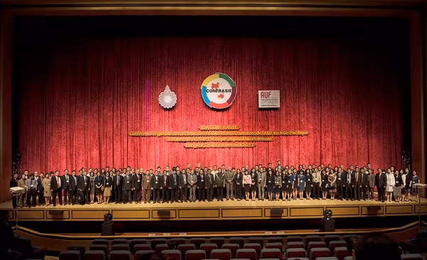 Vietnam asiste al foro regional de educación terciaria francófona ảnh 1