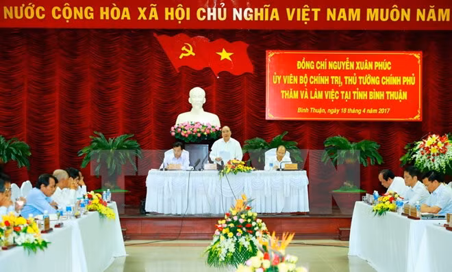 Premier vietnamita pide a Binh Thuan impulsar economía marítima ảnh 1 Premier vietnamita pide a Binh Thuan impulsar economía marítima ảnh 1
