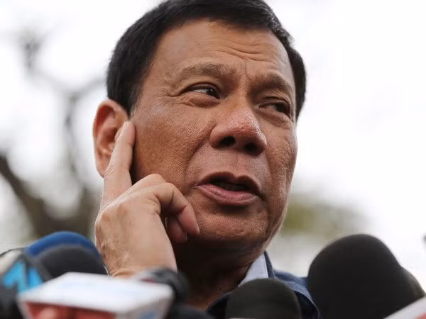 Filipinas otorgará premios a personas que capturen a miembros de Abu Sayyaf ảnh 1