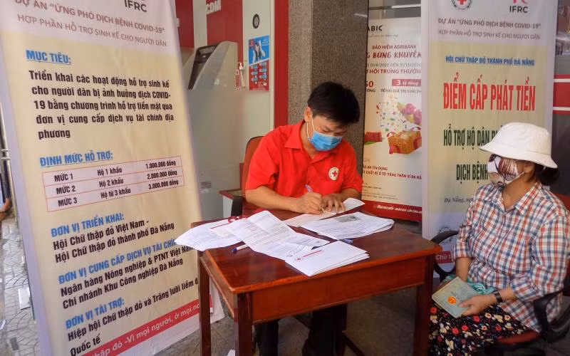 Hanoi destinó más de 300 millones de dólares en asistencia a personas menos favorecidas ảnh 1