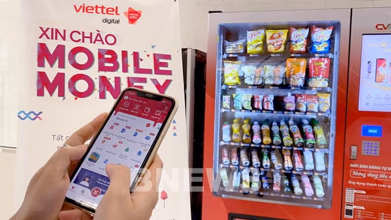 Vietnam registra cientos de miles de clientes de servicio de dinero móvil ảnh 1