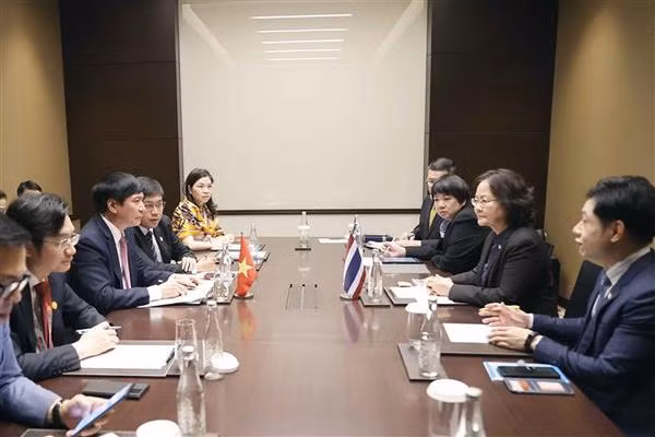 Parlamento vietnamita fomenta nexos con órganos legislativos de Tailandia, Indonesia y Laos ảnh 1 Parlamento vietnamita fomenta nexos con órganos legislativos de Tailandia, Indonesia y Laos ảnh 1