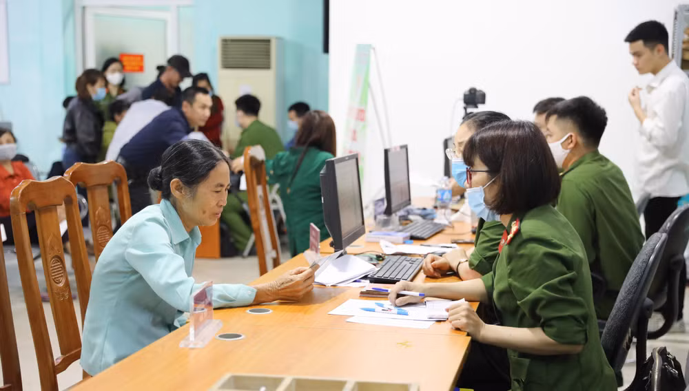Llaman a maximizar esfuerzos por transformación digital en Vietnam ảnh 1