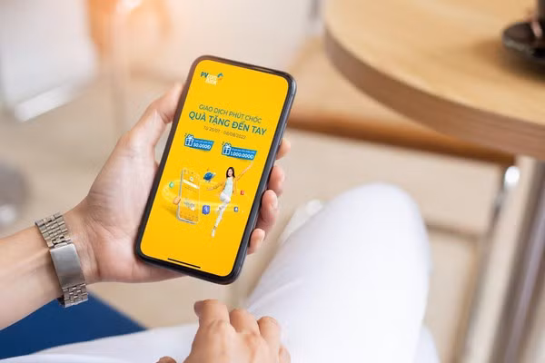 Bancos comerciales invierten millones de dólares en transformación digital ảnh 2