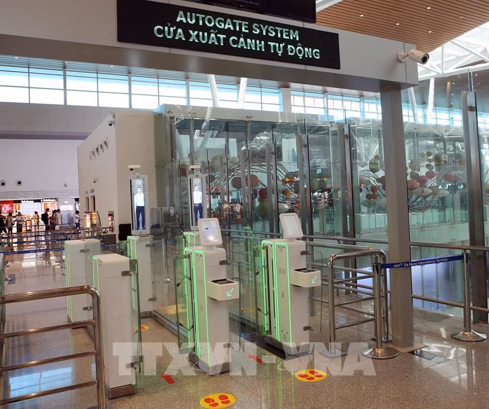 Aeropuerto Internacional de Da Nang lanza sistemas de entrada automática ảnh 1