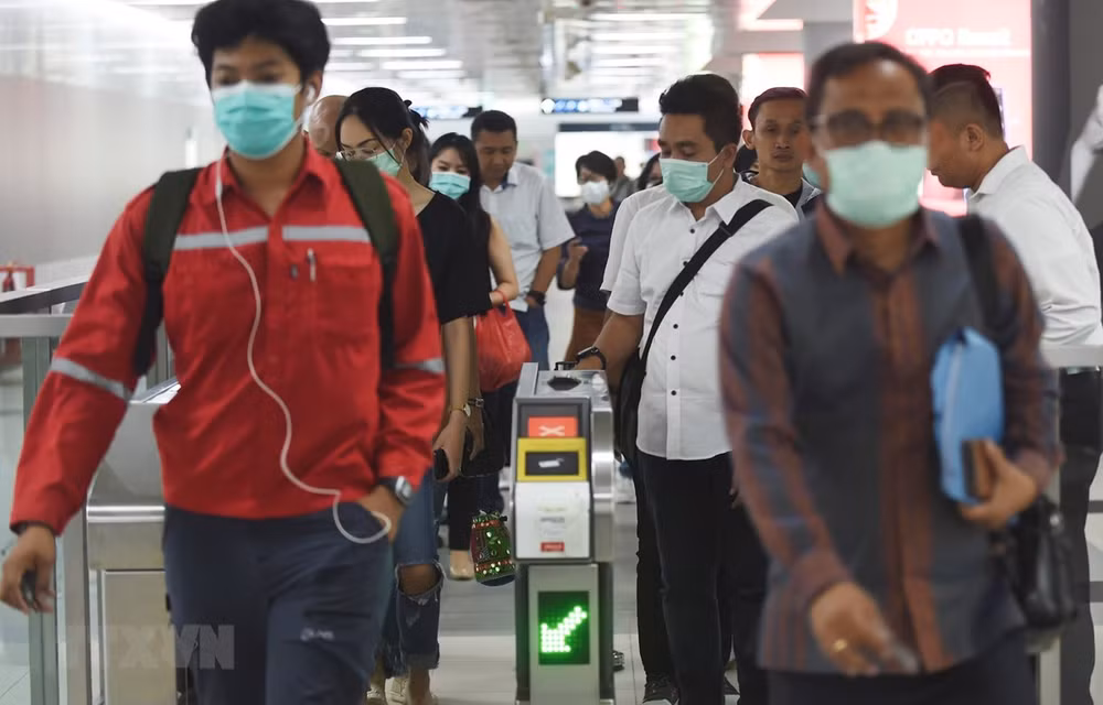 Indonesia añade más de 24 mil millones de dólares a lucha contra pandemia ảnh 1
