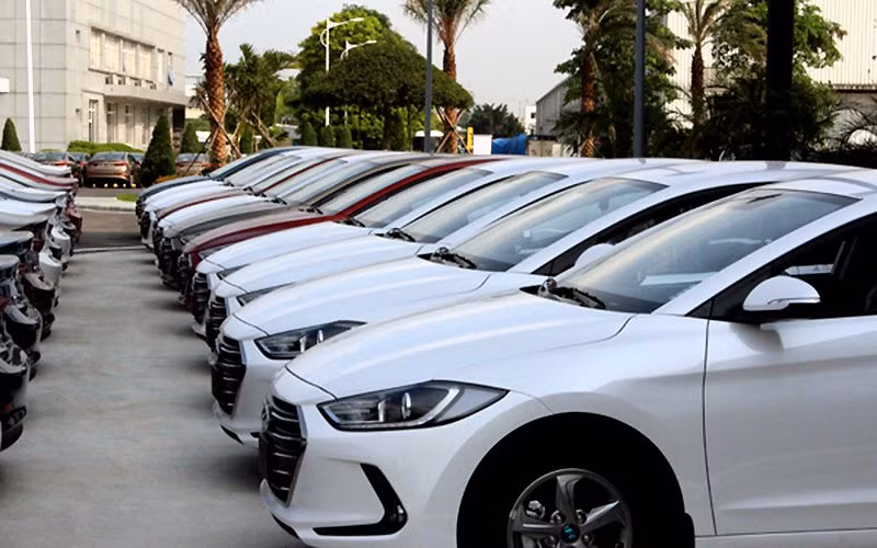 Regula Vietnam subasta de cupos de importación de autos usados ảnh 1