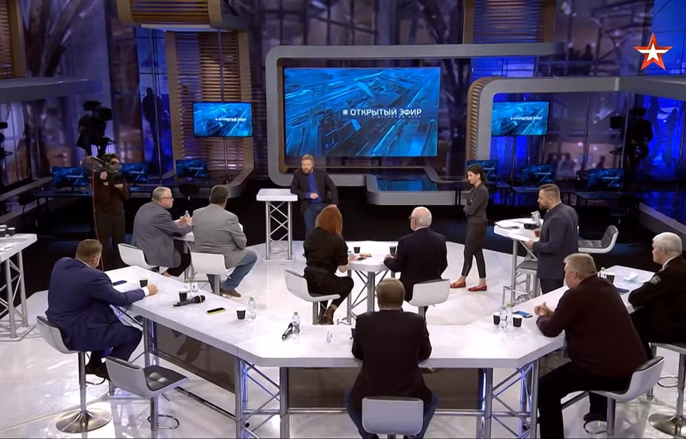 Transmite programa televisivo ruso imágenes de lucha contra el COVID-19 en Vietnam ảnh 1