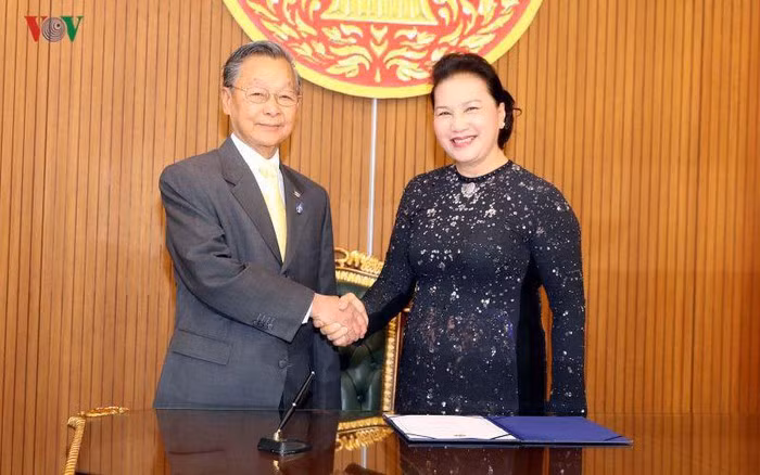 Destacan llamado de Vietnam a fortalecer cooperación dentro de AIPA ante pandemia ảnh 1