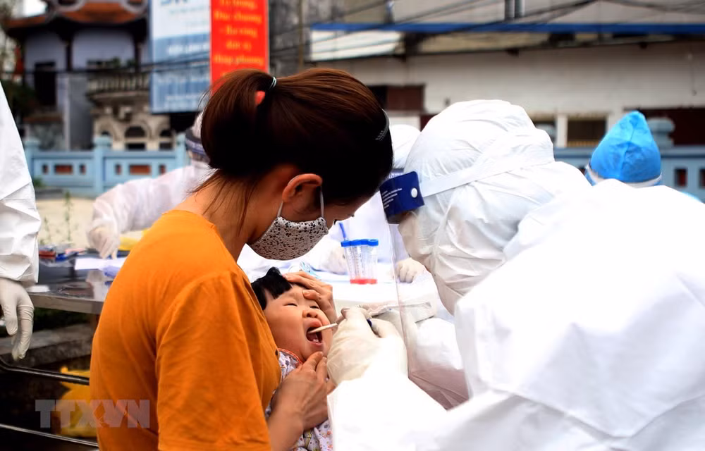 Alaban logros y apoyo de Vietnam a otros países para frenar COVID-19 ảnh 1