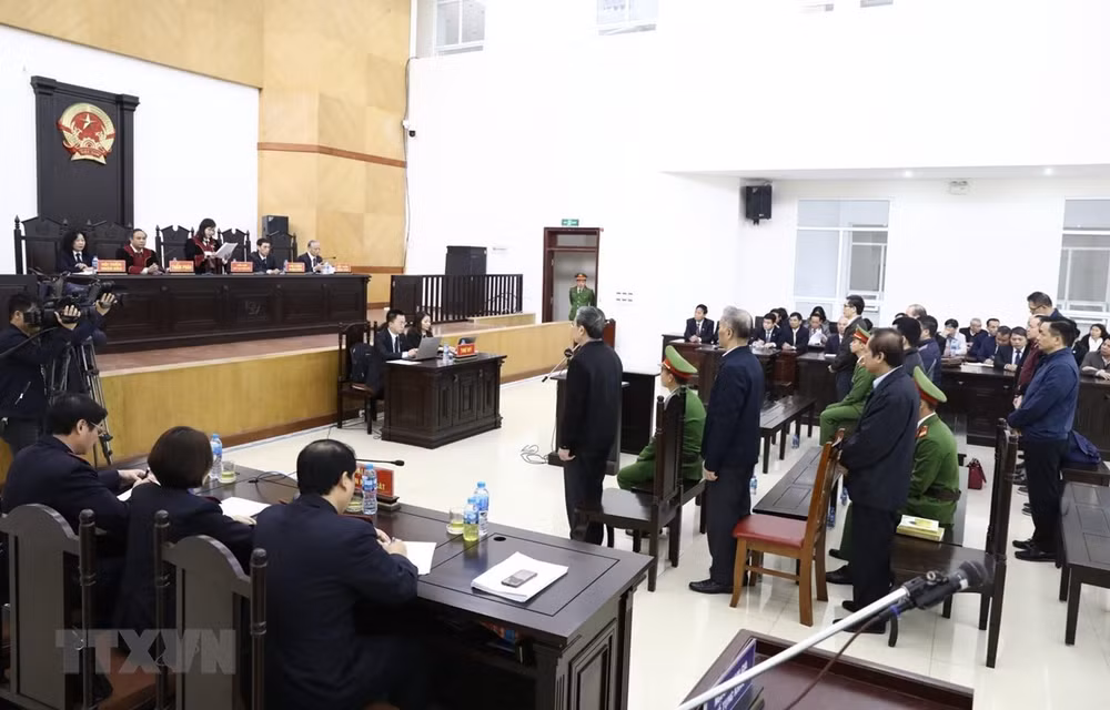 Abrirán mañana juicio de apelación por caso de corrupción en MobiFone ảnh 1