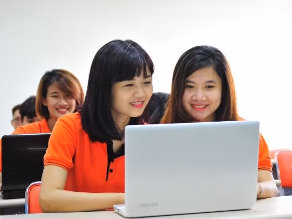 Ciudad Ho Chi Minh celebra concurso de elocuencia en inglés para bachilleres ảnh 1 Ciudad Ho Chi Minh celebra concurso de elocuencia en inglés para bachilleres ảnh 1