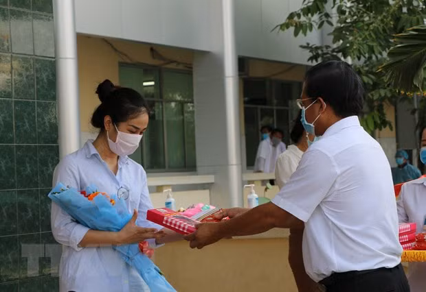 Crece número de casos curados de coronavirus en Vietnam ảnh 1