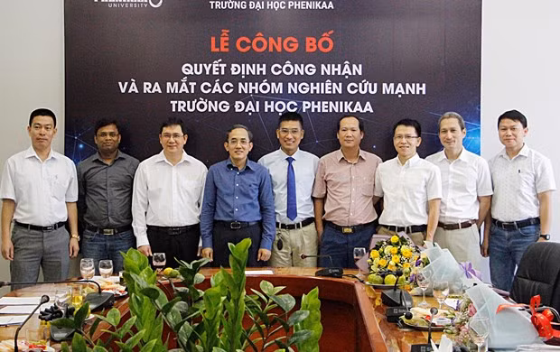 Crecen en universidades de Vietnam potentes equipos de investigación ảnh 3