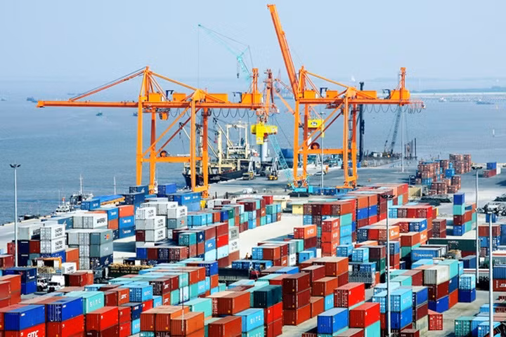 Vietnam alcanza superávit comercial en once meses ảnh 1