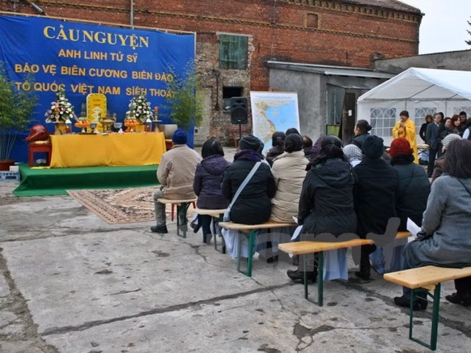 Efectúan en Alemania réquiem en homenaje a mártires vietnamitas ảnh 1 Efectúan en Alemania réquiem en homenaje a mártires vietnamitas ảnh 1