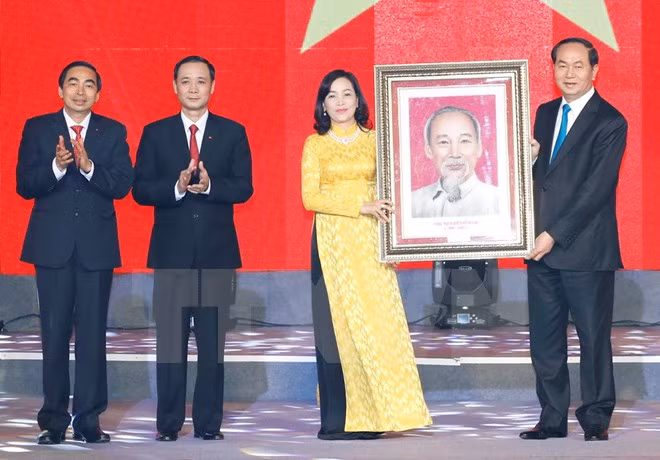 Presidente vietnamita urge a provincia de Ninh Binh a renovar modelo de crecimiento ảnh 1