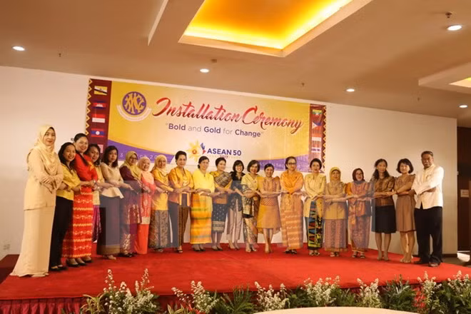 Debuta nuevo comité ejecutivo de la Asociación de Mujeres de ASEAN ảnh 1