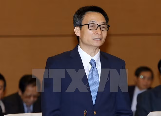 Vicepremier vietnamita subraya importancia de modelo de gestión sanitaria en línea ảnh 1