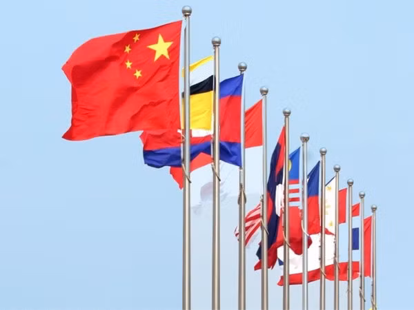 Efectúan intercambio juvenil ASEAN-China en Camboya ảnh 1 Efectúan intercambio juvenil ASEAN-China en Camboya ảnh 1