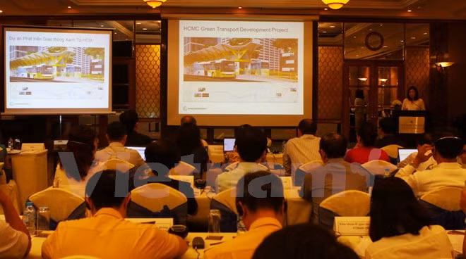 Construirán en Ciudad Ho Chi Minh primera línea de autobús expreso ảnh 1