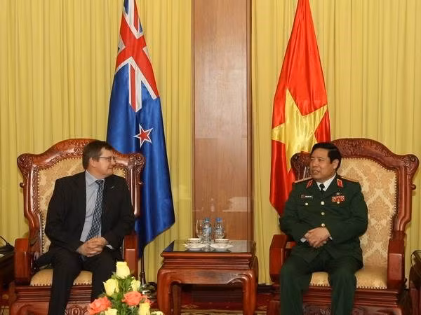 Vietnam atesora lazos con Nueva Zelandia, incluido en defensa ảnh 1
