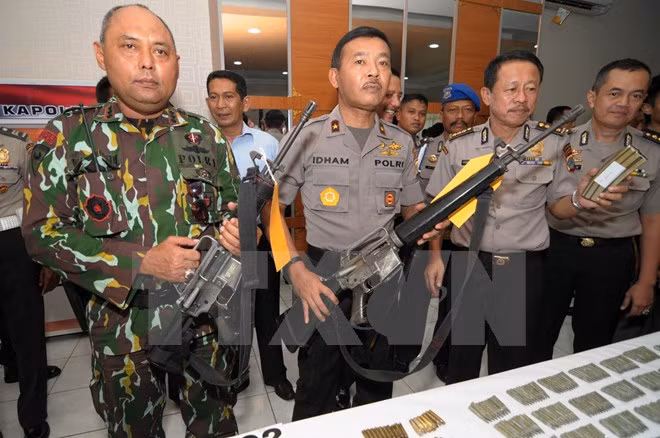 Policía indonesia decreta máxima alerta antiterrotirsta ảnh 1