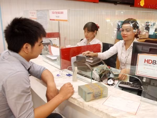 Tasa de interés bancario en Vietnam mantendrá tendencia a estabilidad en 2022 ảnh 2