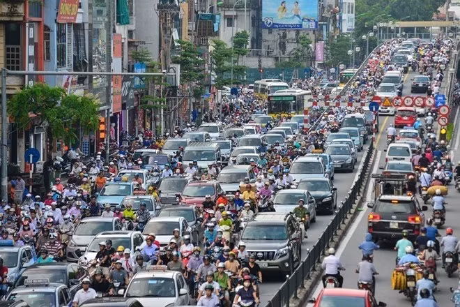 Hanoi llama a inversiones francesas en construcción de ciudad inteligente ảnh 1